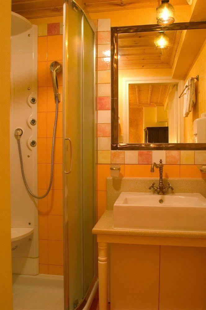 Aphroditi Pension Nafplion Exteriör bild